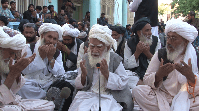 مردم ارزگان از جناح های درگیر جنگ خواهان آتش بس شدند