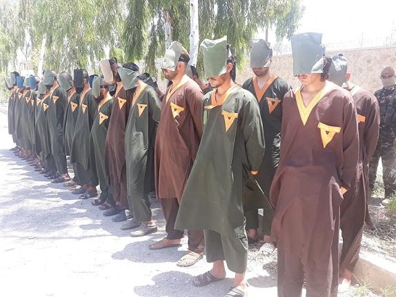 په کندهار کې د درېيو داعشیانو په ګډون ۳۰ وسله وال نیول شوي