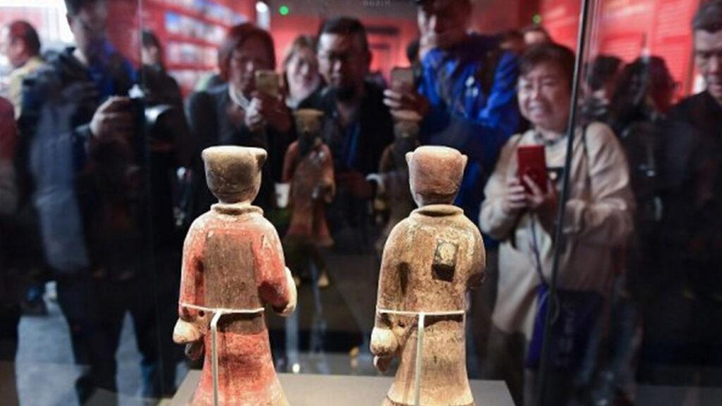 War-surviving Afghan treasures on display in China