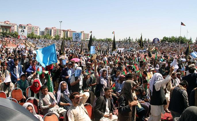 Presidential hopefuls ask Ghani to quit, set up interim govt