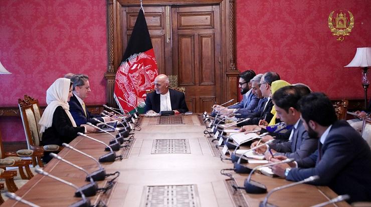 اتحادیۀ اروپا: در ایجاد اجماع منطقوی بالای صلح افغانستان همکاری مى کنيم