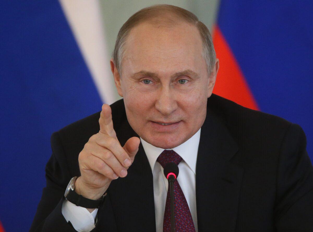 Putin: Ukrainian troops in Kursk must surrender