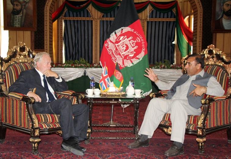 د ناټو سفير: طالبان دې د سولې په اړه د خلکو غوښتنو ته مثبت ځواب ووايي