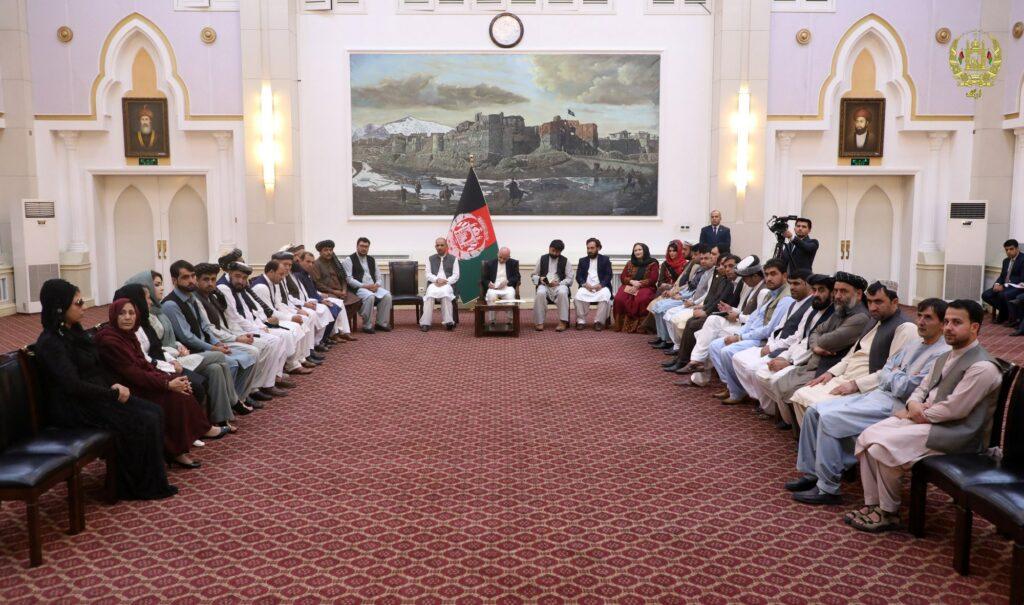72 resigning PC members could return to job: President