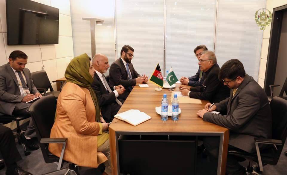 غنى: پاکستان باید در پروسۀ صلح و ثبات افغانستان نقش ایفا نماید