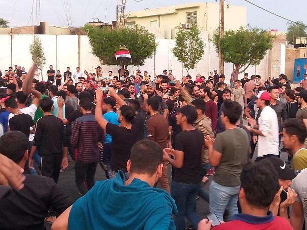 د عراق د کربلا پر لاريون کوونکو ډزو کې ١٨ کسان وژل شوي