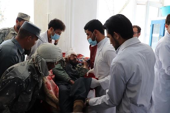 «در يک حملۀ طالبان در غور ٩ فرد ملکى کشته و زخمى شده اند»