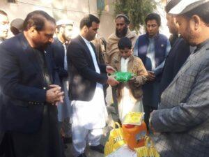 په کونړ او نورستان کې له سلګونو بې وزله کورنيو سره مرستې وشوې