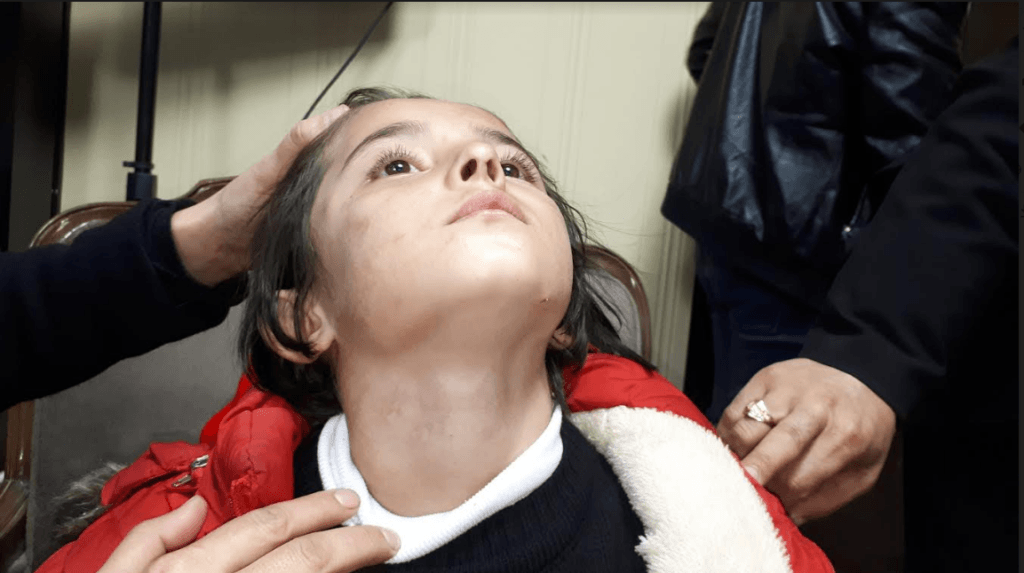 يک دختر٩ ساله در فارياب از چنگ مادراندرش نجات داده شد