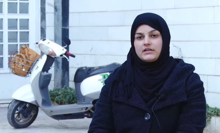 Mahria who daily bikes to workplace from home