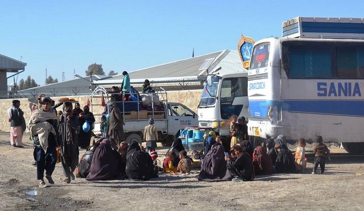 Humanitarian crisis brewing at Afghan refugee camps
