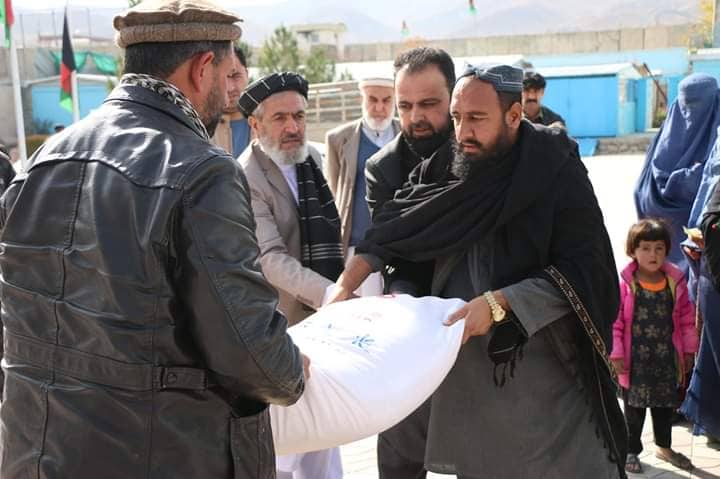 لوګر کې  پر لس زره کورنيو د خوراکي توکو د وېش لړۍ پيل شوه