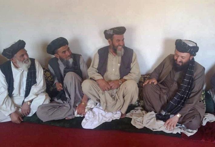 مقامات طالبان که به روند صلح پیوسته اند از حکومت گلايه دارند
