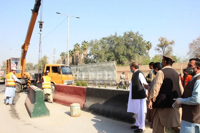 Barriers being removed in Jalalabad City