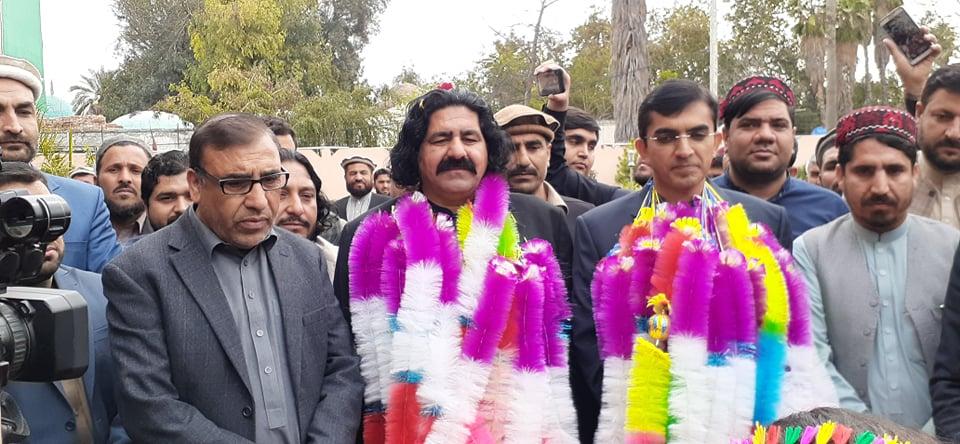 علی وزیر و محسن داور دو عضو ارشد (پی تی ایم) به کابل رسیدند