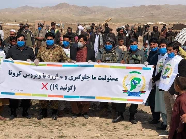 برای ٢ هزار تن در هرات ماسک، صابون، دستکش و مواد ضدعفونی کننده توزیع شد