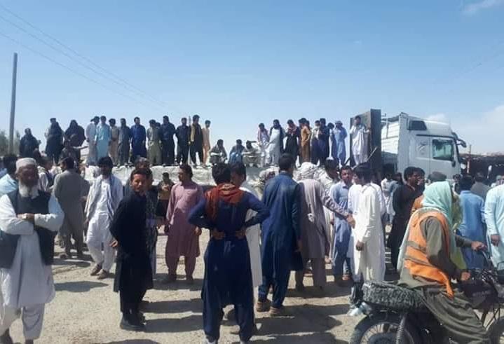 Nimroz cement importers stage protest, block road