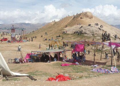 Braving corona warnings, thousands celebrate Nawroz in Aibak