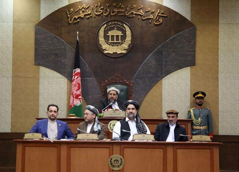 End rift, focus on peace, MPs tell Ghani, Abdullah