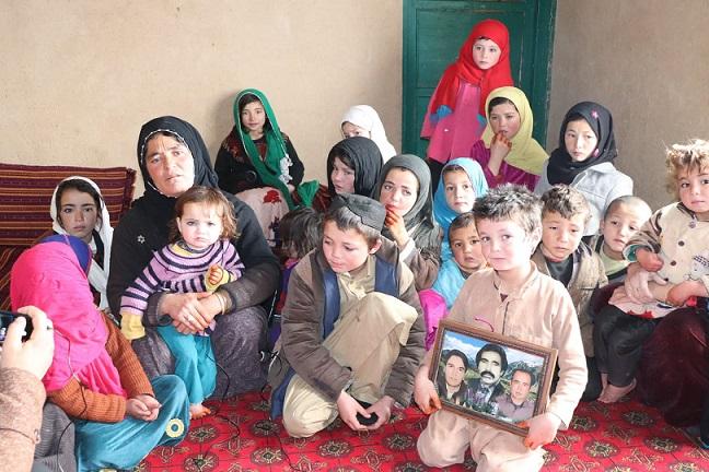 Ghor child who supports a family of 30 urges peace