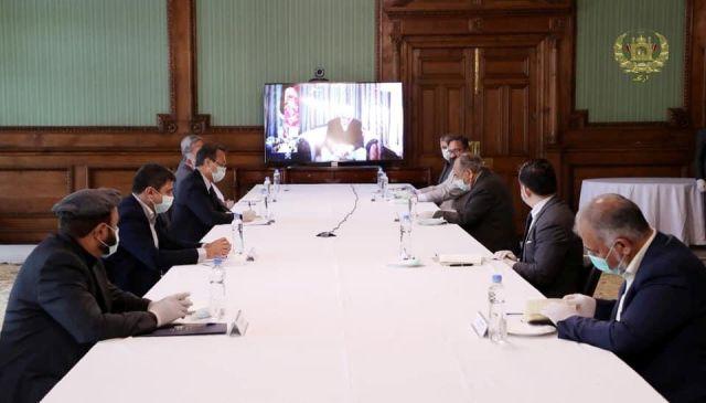 غنی : بخش های از صنایع با رعایت شرایط صحی می توانند به فعالیت ادامه بدهند