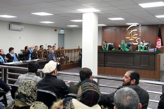 نُه عضو پیشین کمیسیون های انتخاباتی از زندان رها شدند