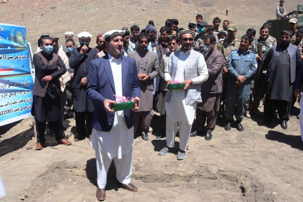 د پکتيا سيدکرم ولسوالۍ کې د ۶۴ ميليونه افغانیو په لګښت يوه ښوونځي ته ودانۍ جوړيږي