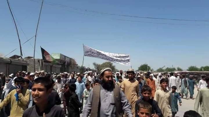 Protesters want Ghanikhel district chief, mayor dismissed