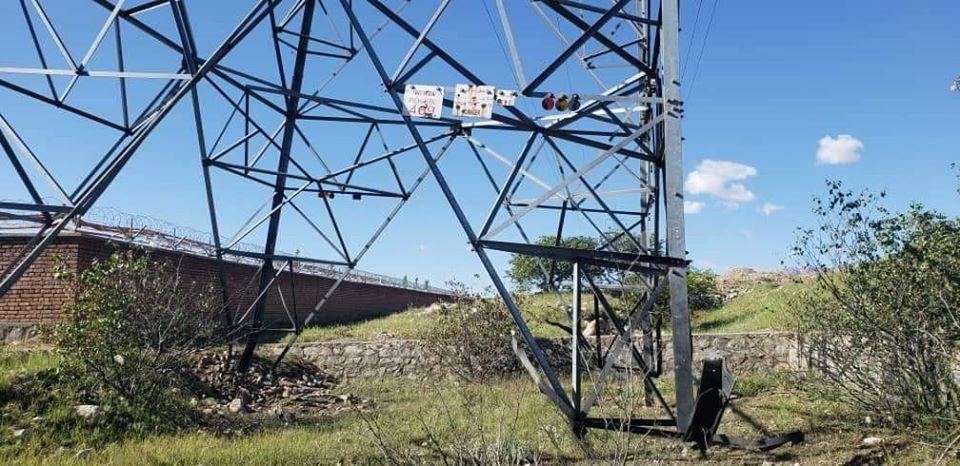 بار دیگر پایۀ برق در پروان انفجار داده شده، اما برق قطع نشده است