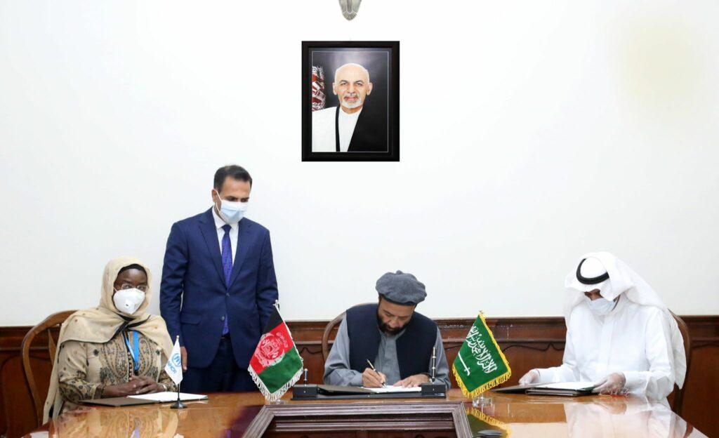 Afghan returnees: $30m pact signed in Kabul