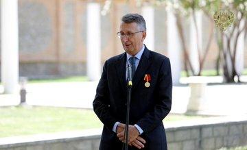 Ghani confers Masjidi Khan medal on German envoy