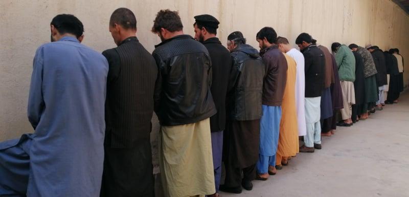 پولیس کابل از بازداشت ۳۳ تن و خنثی سازی یک ماین در ناحیه هشتم خبرداد