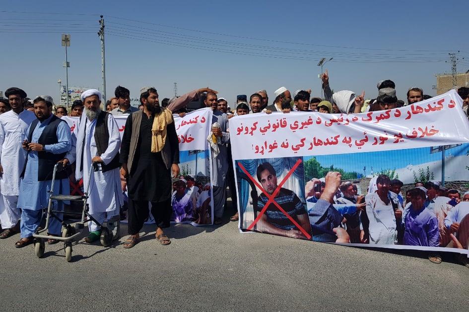 د کندهار د ګمرک د رییس خلاف لاریون وشو