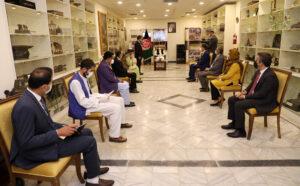 رئیس جمهور غنی، مجموعۀ اسناد تاریخی دورۀ غوریان را به آرشیف ملی سپرد