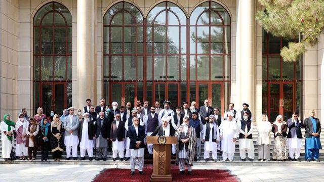 ولسمشر غني: د ۴۰۰ لانجمنو طالب زندانیانو په اړه بحث لپاره دې لویه جرګه جوړه شي