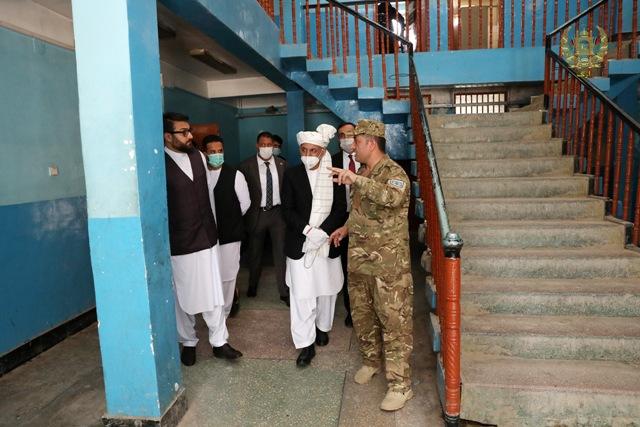 ولسمشر غني د کابل اتمې امنیتي حوزې کړنې و ارزولې او د دې حوزې له منسوبینو سره یې اختر مبارکي وکړه