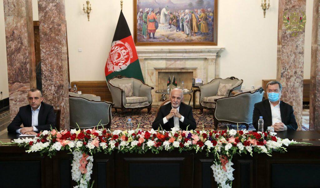 Ghani outlines vision for peace, self-reliance