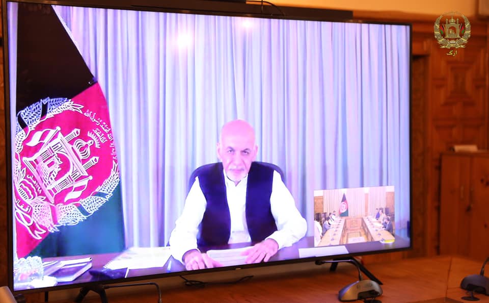 غنی: پولیس ملی باید مردم محور شود