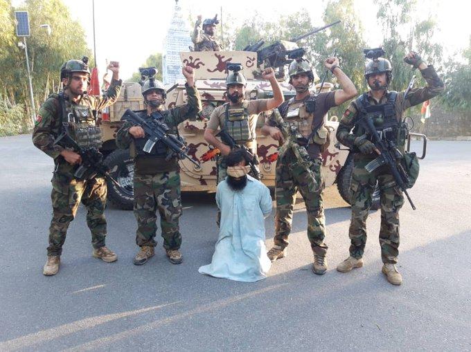 وزارت دفاع ملى: مسوول “انتقال داعشیان خارجى به افغانستان” بازداشت گرديد