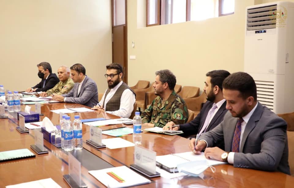 د امنیتي سکتور د رهبرۍ غونډه کې د چسپکي ماينونو د مخنيوي په اړه بحث وشو