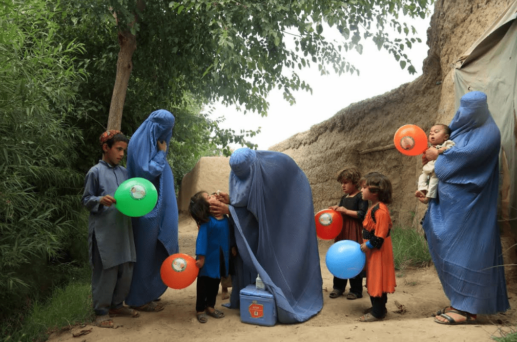 After 6 months gap, polio vaccination begins in Kandahar