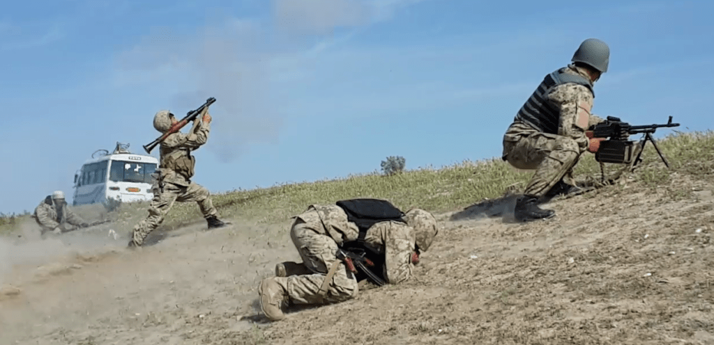 درگيرى ها درغور ده کشته و هفت زخمى برجاى گذاشته است