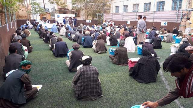 والى فارياب: اگربه بيجا شدگان کمک نشود، فاجعه رخ ميدهد