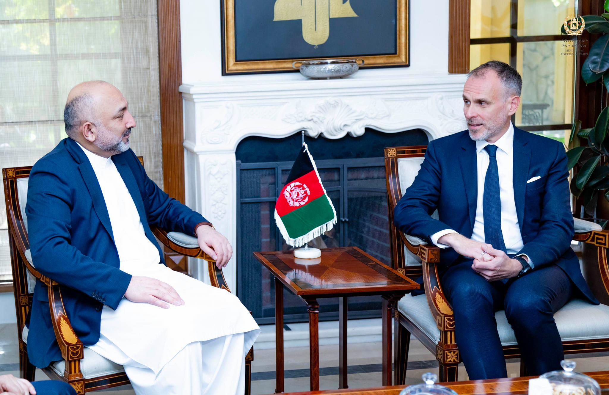 Atmar, Taalas talk peace, Geneva moot