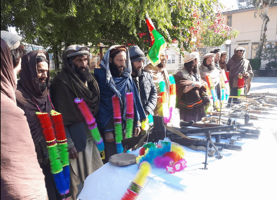 کونړکې کې ۴۰ داعش او طالب وسله وال د سولې له پروسې سره يوځاى شول