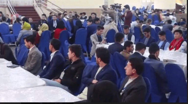 جوانان در جوزجان خواستار آتش بس دايمى شدند