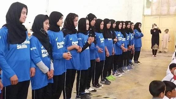 دختران فوتبالیست در جوزجان خواستار حمايت شدند