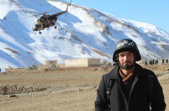 مسئول یک رادیوى محلی, غور