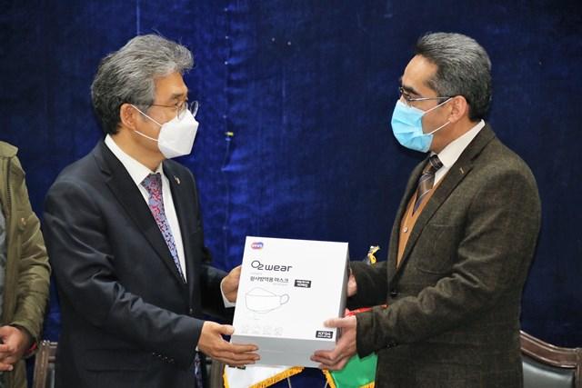 South Korea donates 277,000 masks to Afghanistan