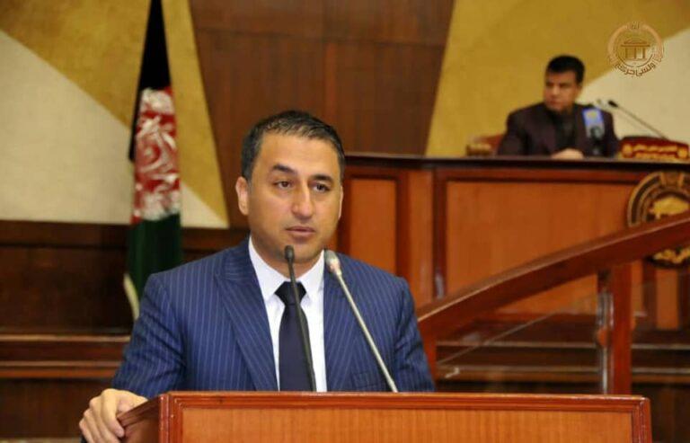 رئیس امنیت ملی: رویکرد طالبان تغییر نکرده؛ دستیابی افغانها به صلح مشکل است